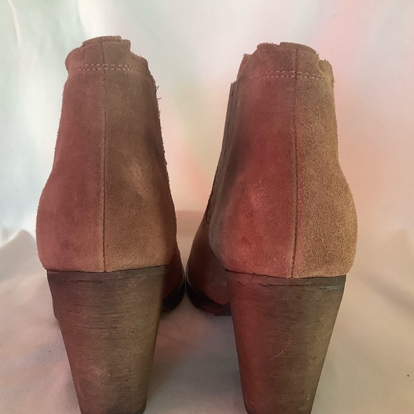 Levi’s Folsom ankle suede boots for women, US 9 - Picture 5 of 8